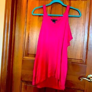 Pink short sleeve top with open shoulders